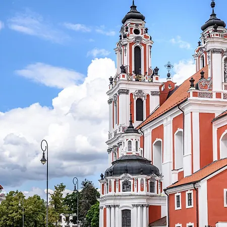 Jacuzzi X Free Parking X Self Check-in 24x7 By H&h Apartament Wilno