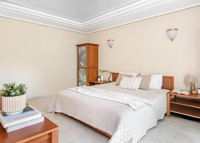 Apartament Jacuzzi X Free Parking X Self Check-in 24x7 By H&h Wilno