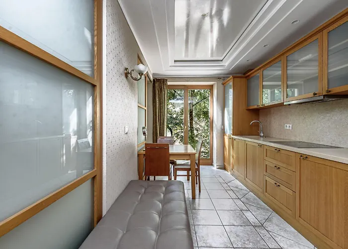 Jacuzzi X Free Parking X Self Check-in 24x7 By H&h Vilna