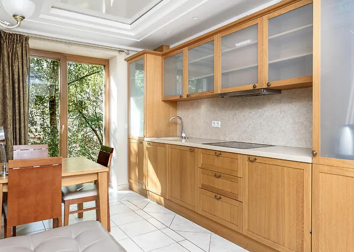 Jacuzzi X Free Parking X Self Check-in 24x7 By H&h Vilna