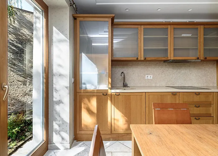 Apartamento Jacuzzi X Free Parking X Self Check-in 24x7 By H&h Vilna